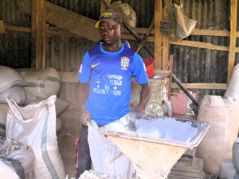 KSADP flour mill machine operator, Muhammad Abdullahi, earns 3000 Naira per day working at the mill.