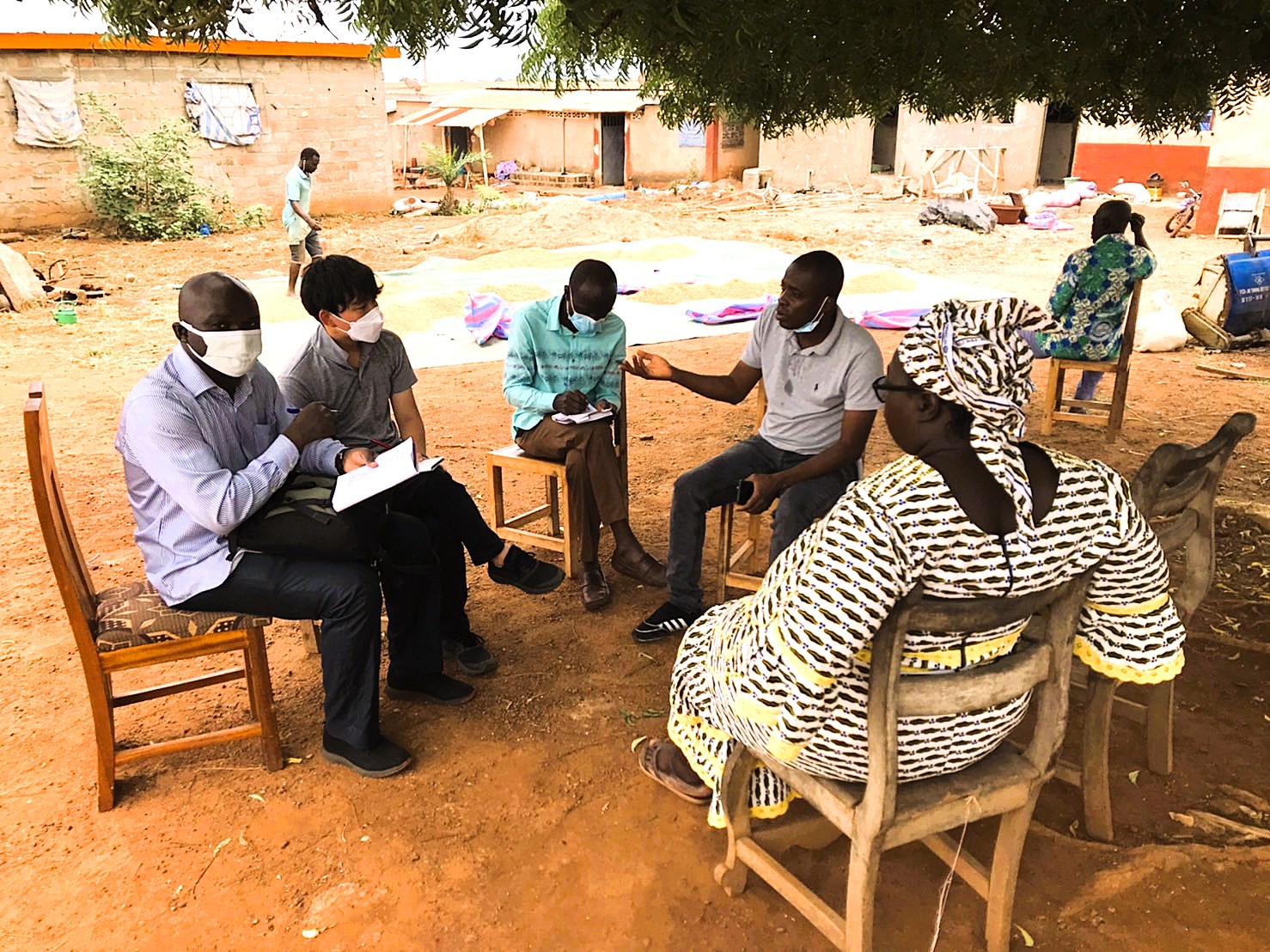 SAAの出張で訪問したコートジボワールでの調査の様子